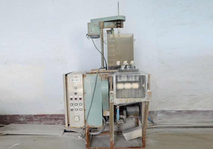 實(shí)驗(yàn)室化驗(yàn)設(shè)備