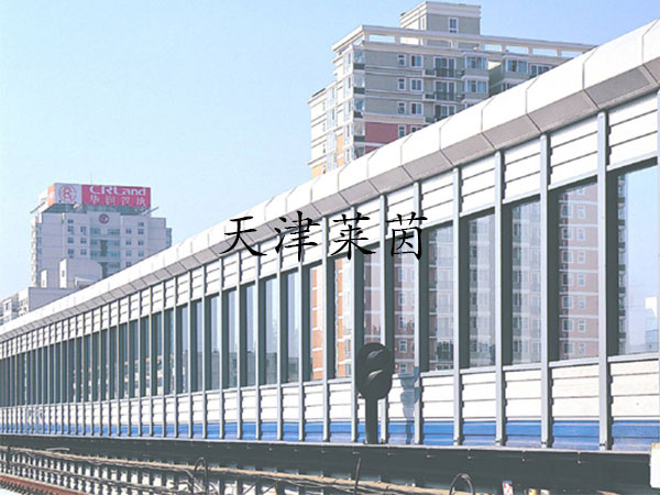 北京城市鐵路十三號(hào)線(xiàn)聲屏障工程