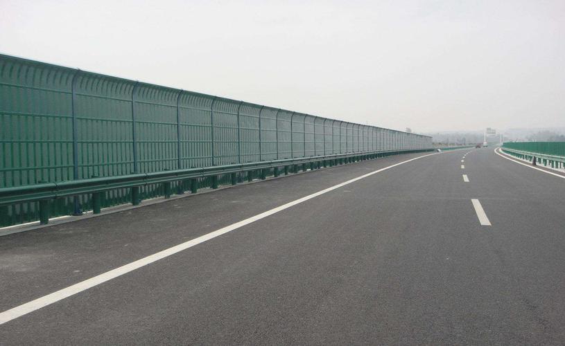 <a href=http://www.vzwtcom.cn/news_article?news_id=140>高速公路聲屏障</a>