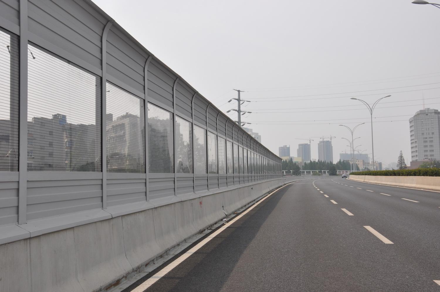 <a href=http://www.vzwtcom.cn/news_article?news_id=142>公路聲屏障</a>
